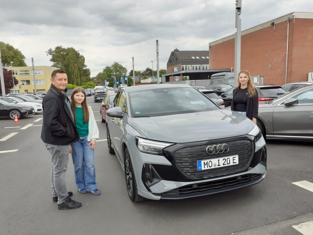Fahrzeugübergabe Audi Q4 e-tron